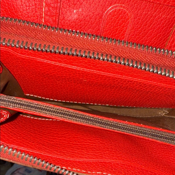 Dooney & Bourke Scarlet Leather double Zip Wallet - Picture 11 of 11
